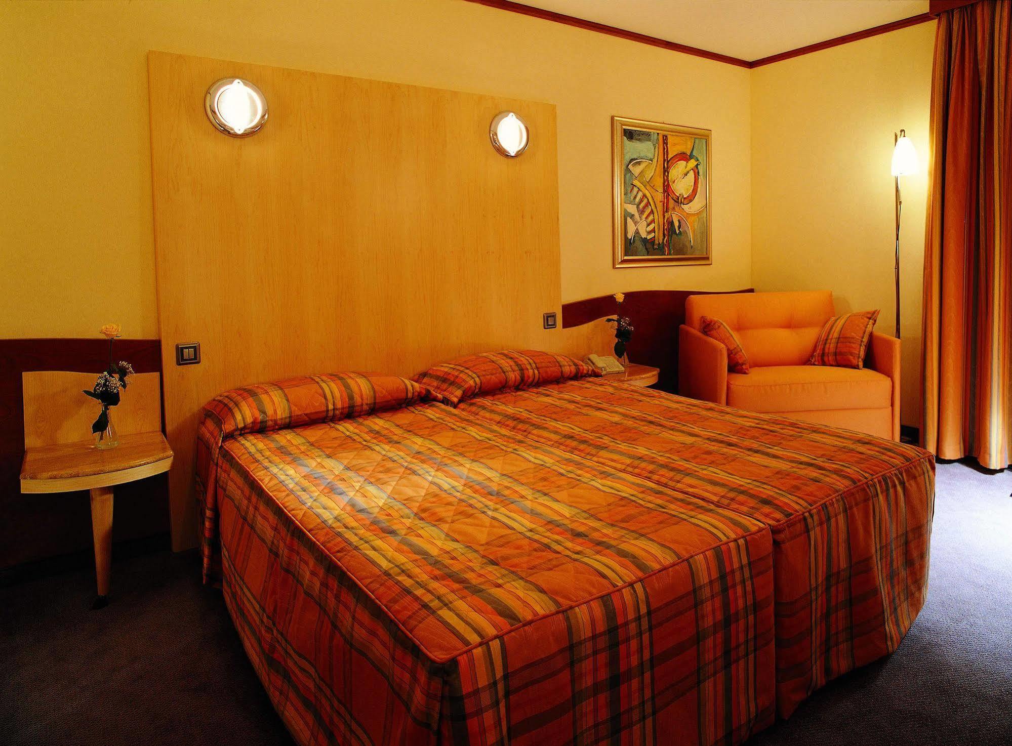 Hotel Strasbourg Genewa Pokój zdjęcie